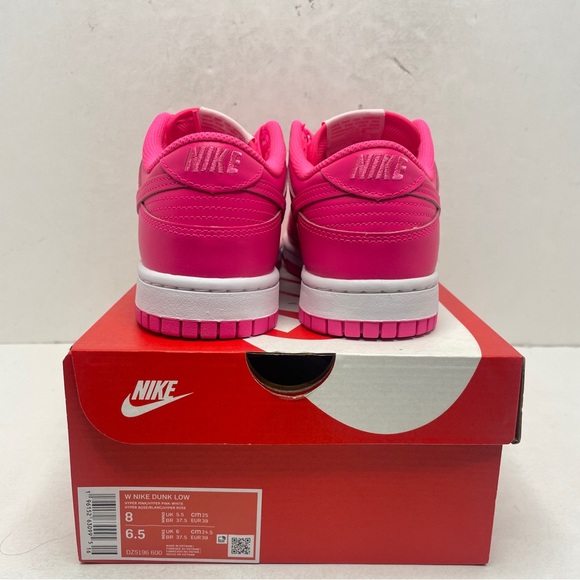 Nike Dunk Low WMNS “Hyper Pink” 2022 - Picture 4 of 4